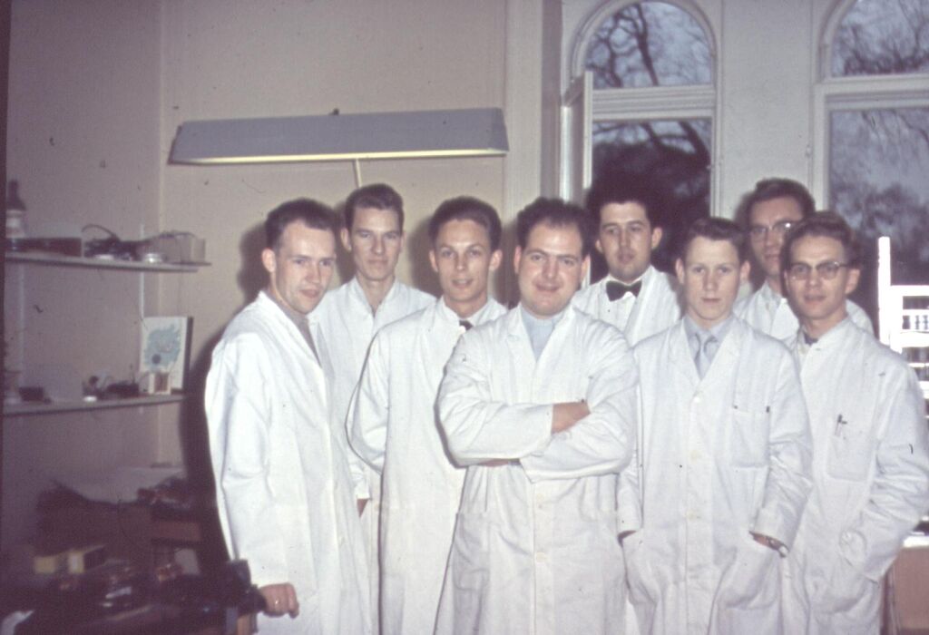 Regnecentralens hardware-team ca. 1959 (dog undtagen afdelingsleder B. Scharøe Petersen).